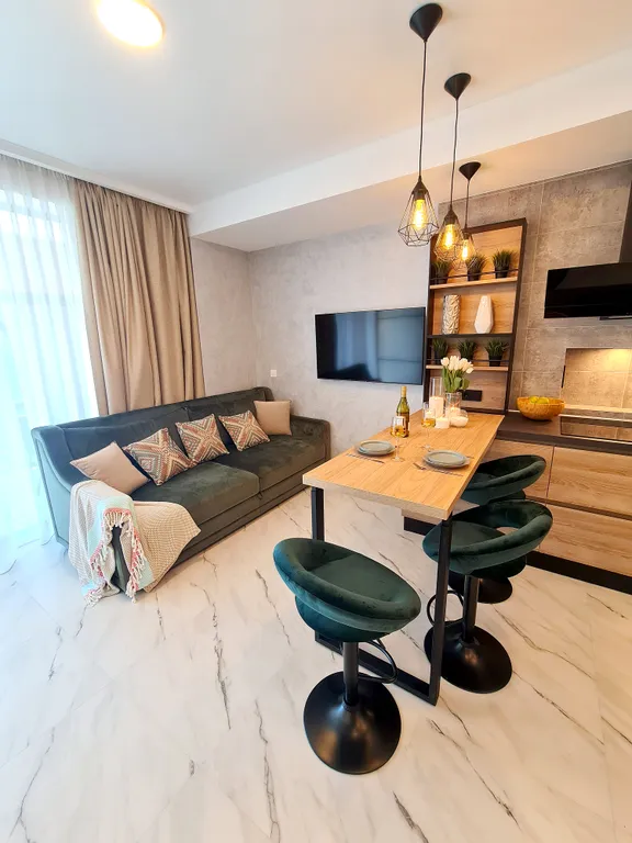 Супер-видовая квартира в Ливадии на берегу моря