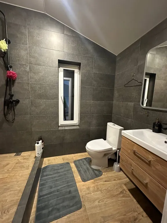 Коттедж Уютный дом отдыха ДвижВилладж с баней и видом на реку — Новотитаровская