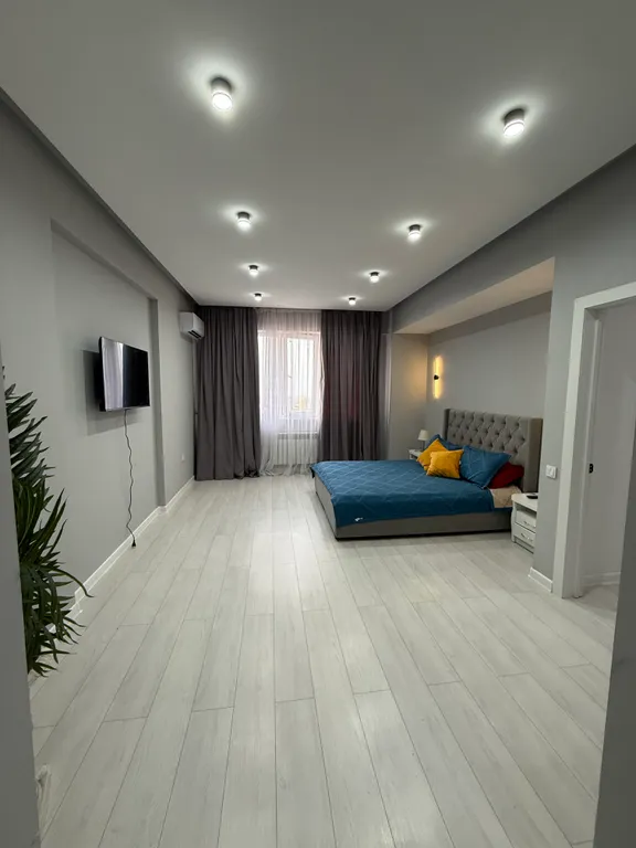 Просторная 2-комнатная квартира в элитном районе Алматы