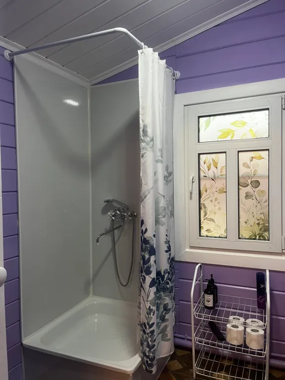 Гостевой дом На Валах, пол дома с 3 комнатами