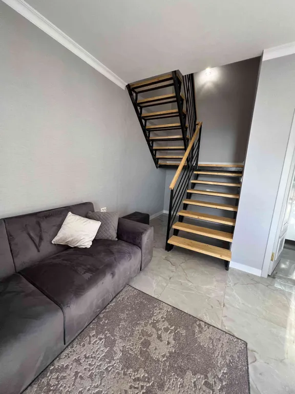 Современный двухэтажный коттедж у моря в пригороде Избербаша