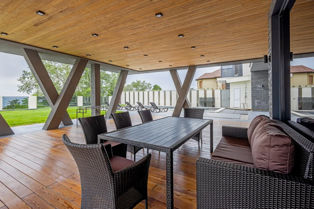 Дом с видом на море