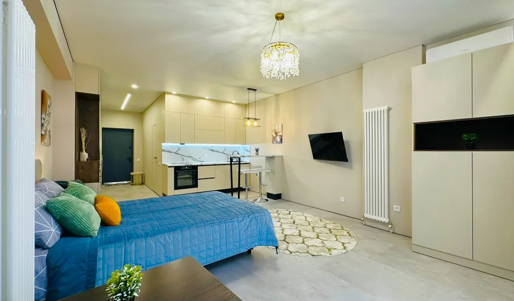 Студия с видом на центр