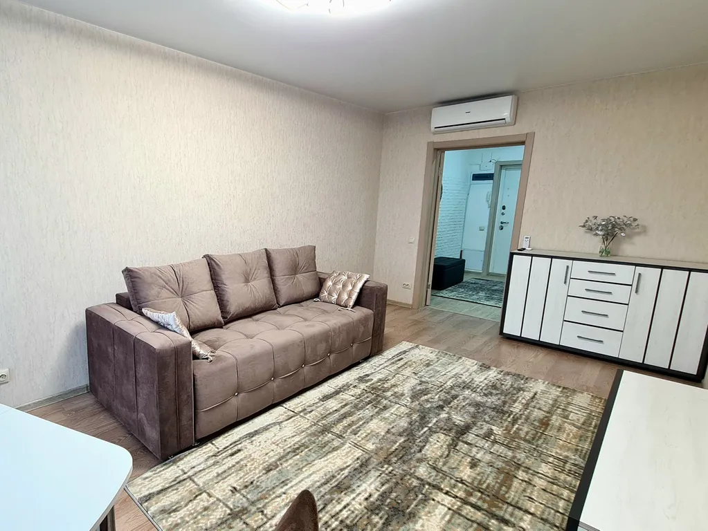 Квартира Двухкомнатная квартира с видом на море. — Адлер