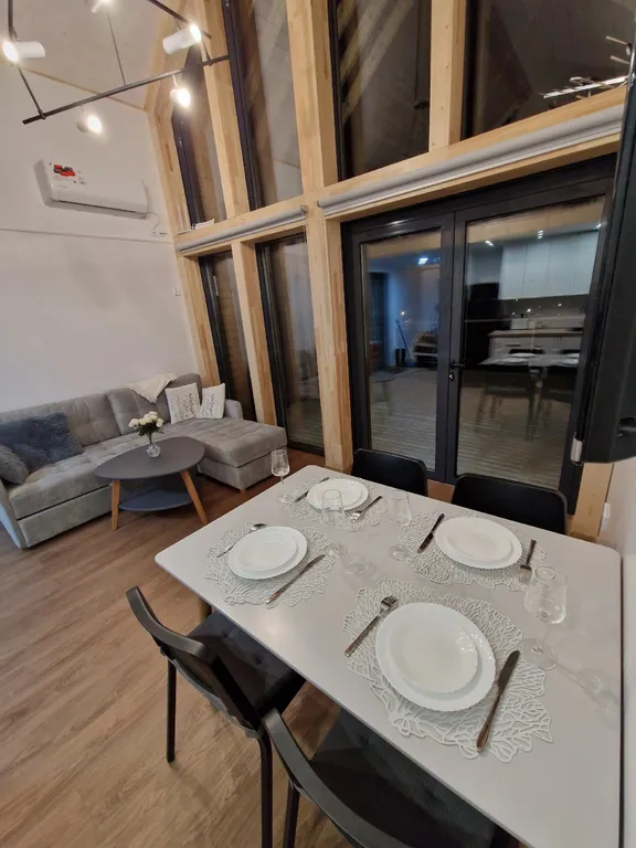 Двухуровневый коттедж Гран-Канария с террасой