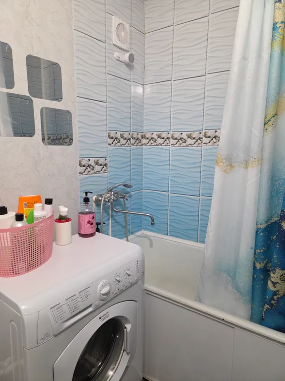 Двухкомнатная квартира рядом с парком Монрепо