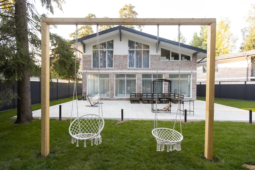 8-комнатный Дом