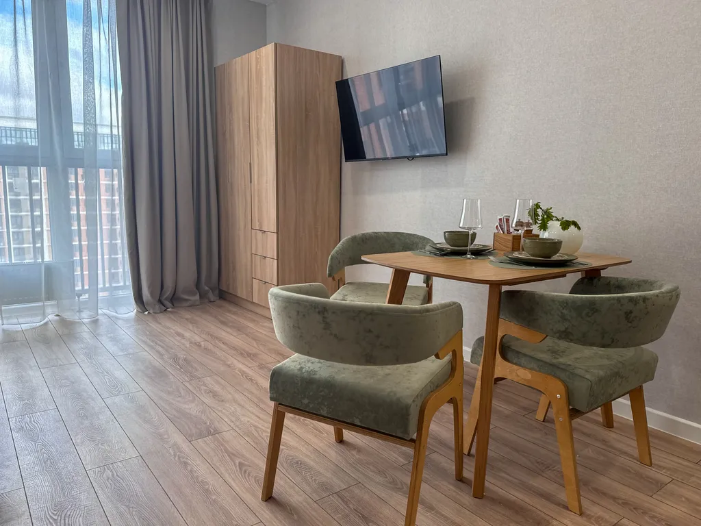 Грин - стильные дизайнерские апратменты