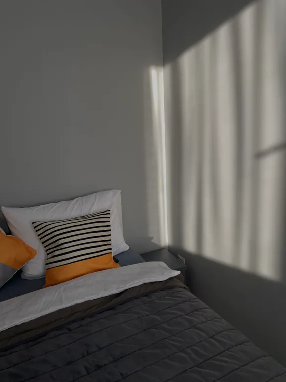 Уютная студия с удобным расположением, парковкой, близко к вокзалу