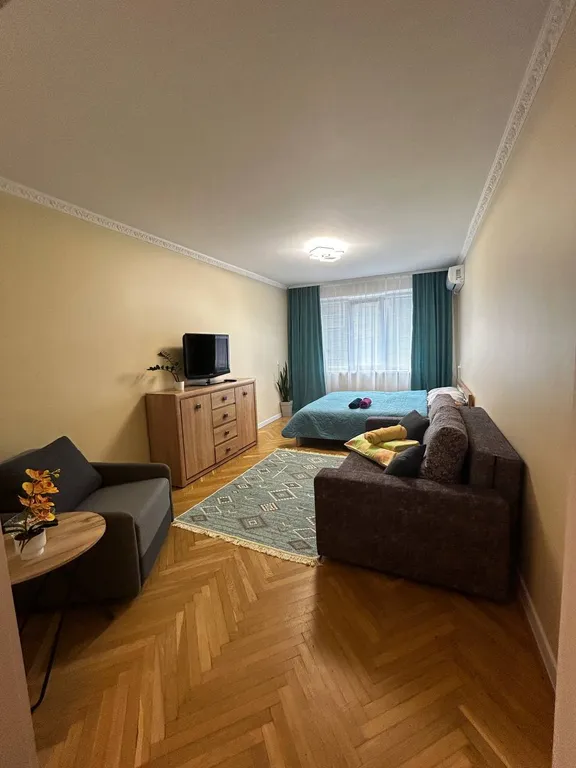 Квартира Уютная в Центре с видом на Аллею Фонарей, Советская в шаге — аренда посуточно в Брест