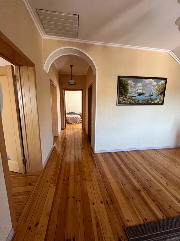 Шикарный загородный дом с бильярдом