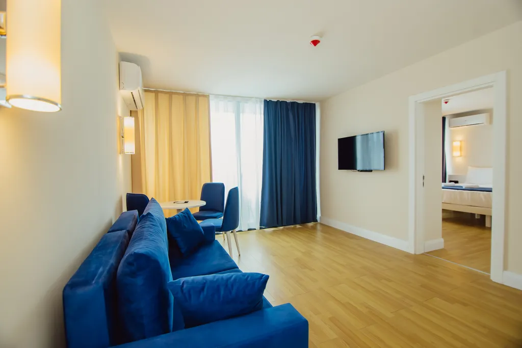 Апартамент с видом на море, на первой линии