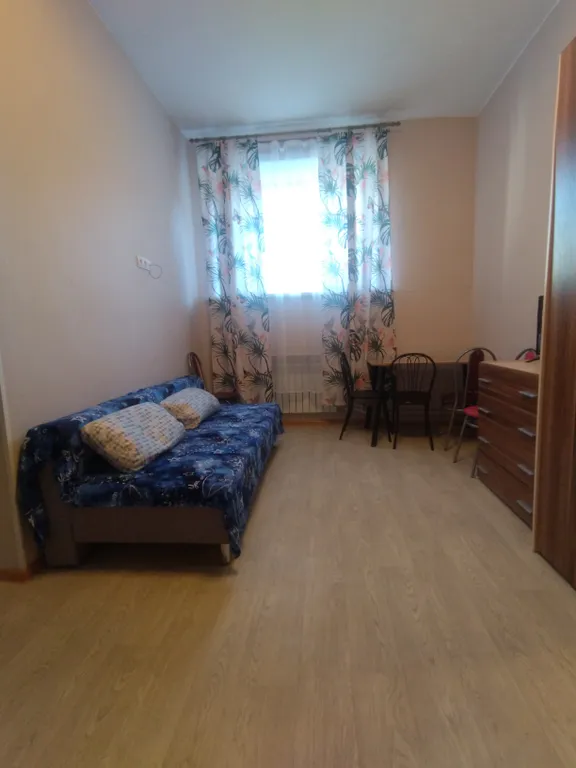 Просторная двухкомнатная квартира в городке Ангарске