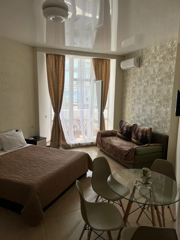 Квартира-студия на берегу моря