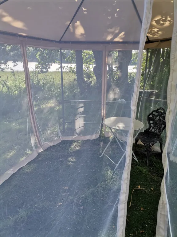 Коттедж Уютный Домик Пряник на берегу озера рядом с лесом — Сланцы