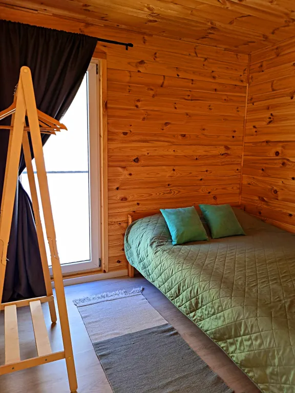 Коттедж Сканди-домик с панорамными окнами в горах у моря — Прасковеевка