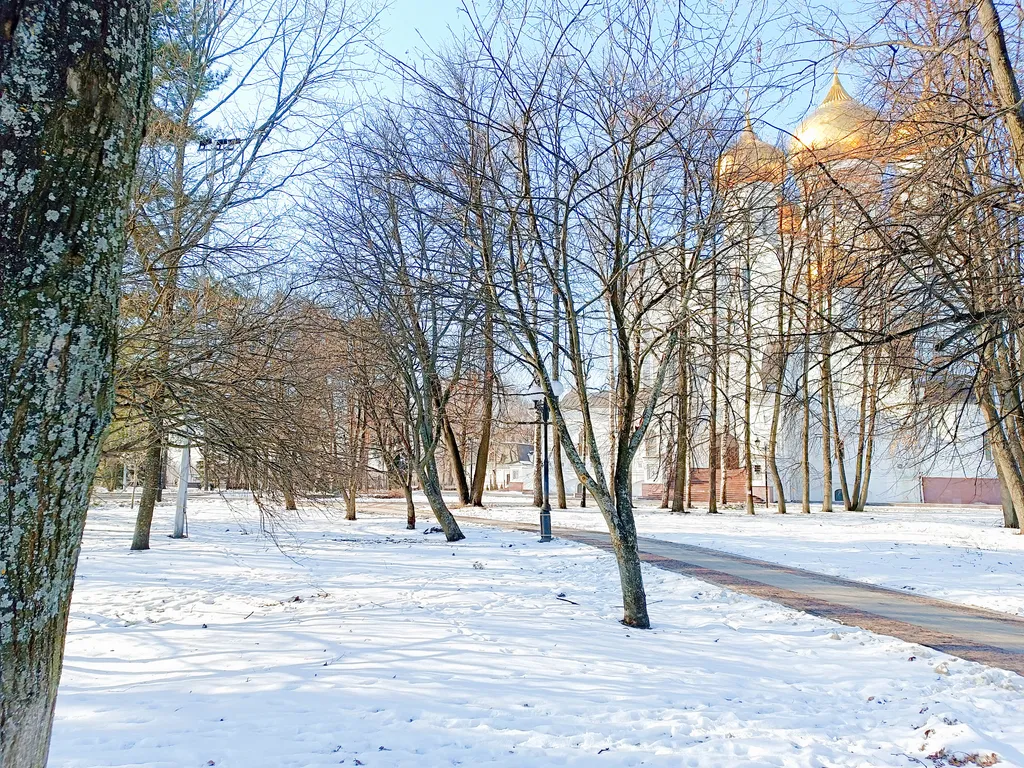 Квартира Квартира 3-комнатная сталинка с большой ванной рядом с набережной — Ярославль