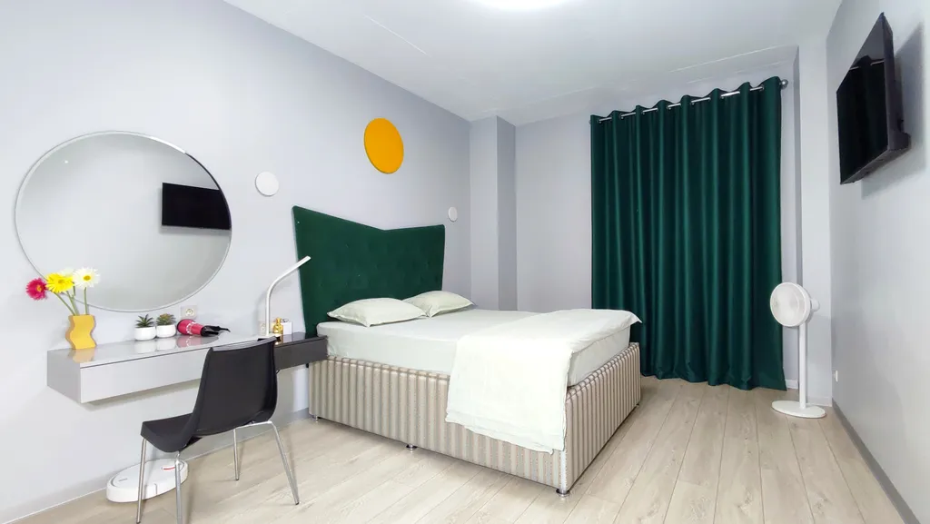 Шикарная квартира с видом на Золотой и Русский мост