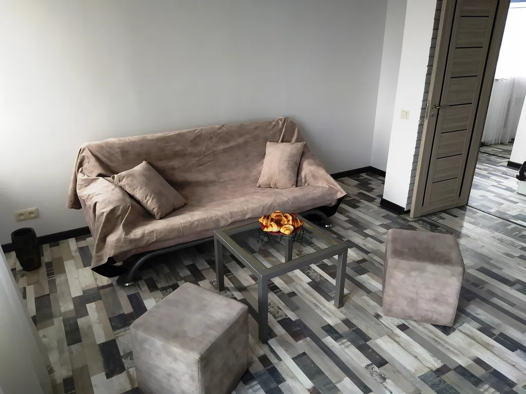 Квартира Charming Studio Penthouse — аренда посуточно в Ереван