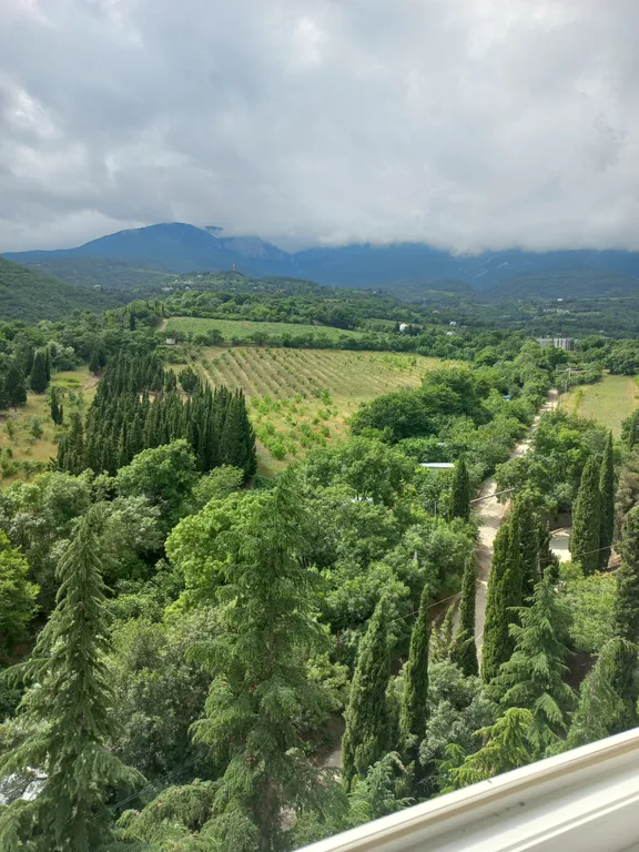 Квартира с панорамным видом на море и горы