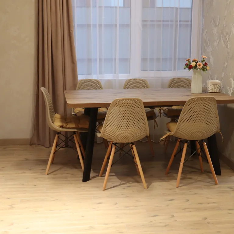 Новый дом с бамбуковой рощей