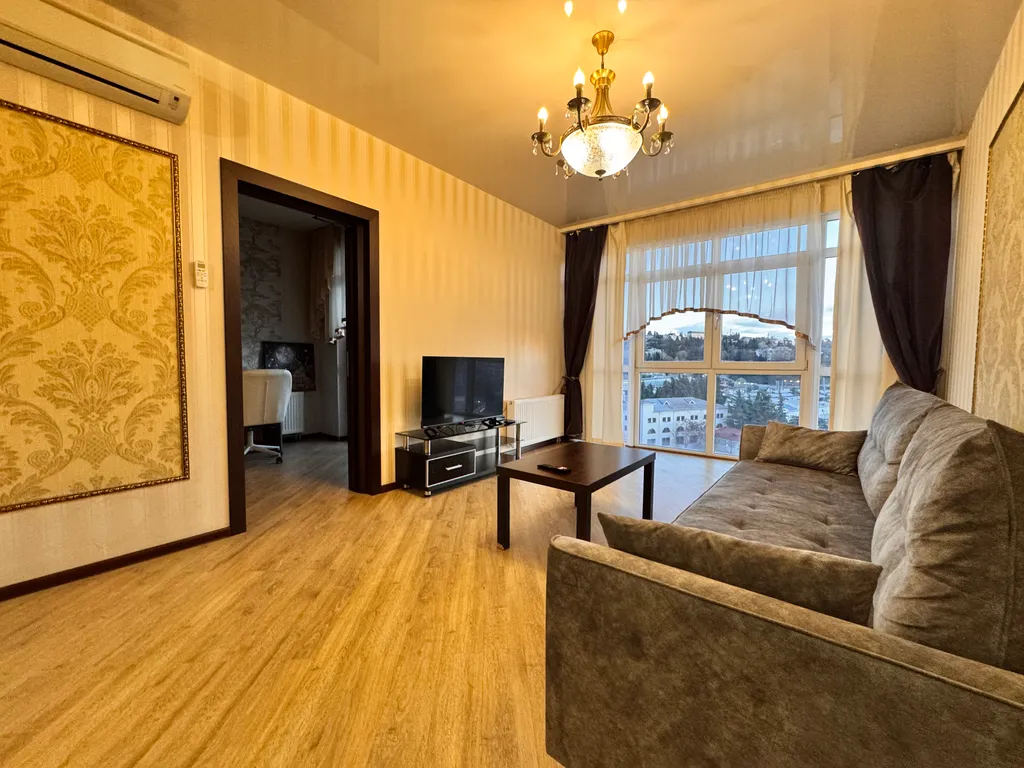 Квартира в центре с видом на морской порт