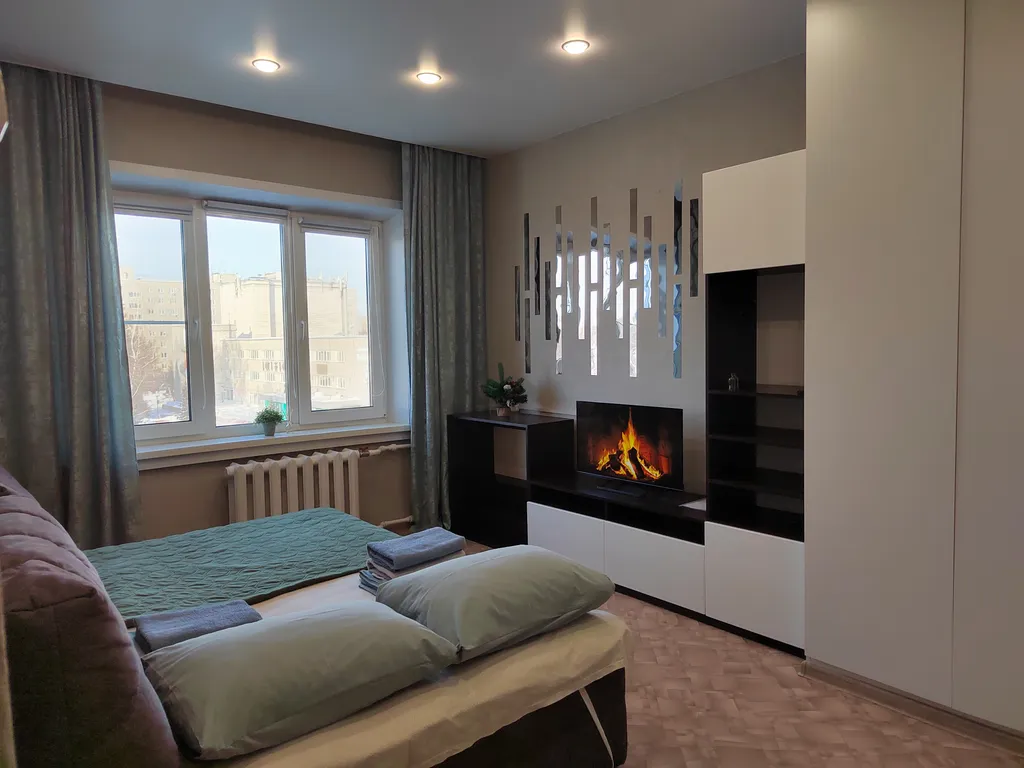 Квартира Большая двухкомнатная квартира рядом с аэропортом — Обь