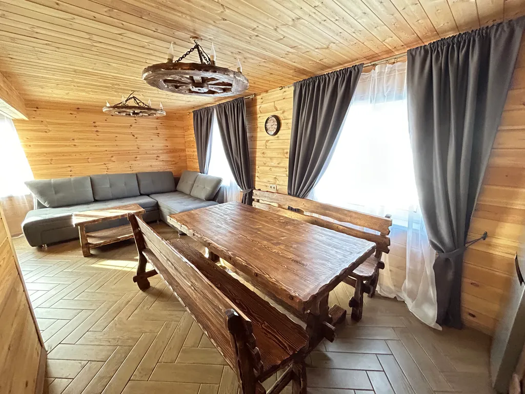 Комфортный отдых для компании вблизи горнолыжных трасс. Есть своя Баня