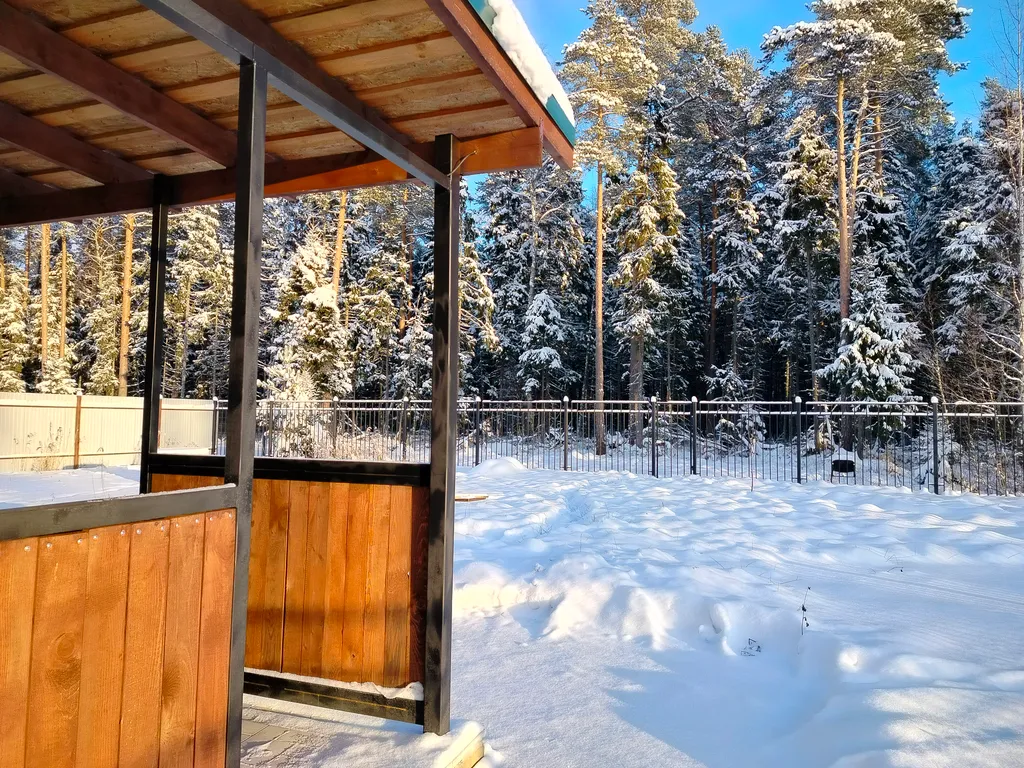 Дом с сауной у леса