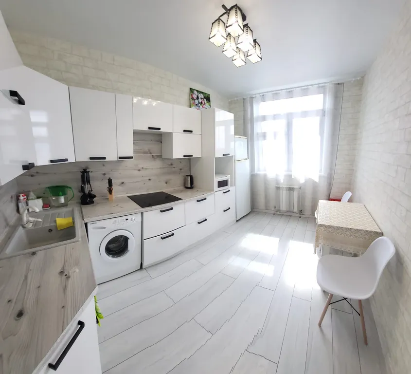 Светлая, чистая и уютная 2-х комнатная квартира со всеми удобствами — аренда посуточно в Новый Уренгой