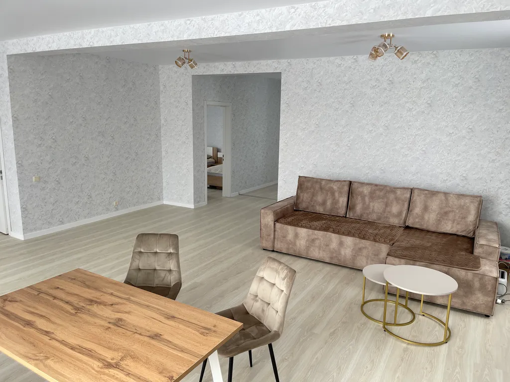 Уютный дом в черте города