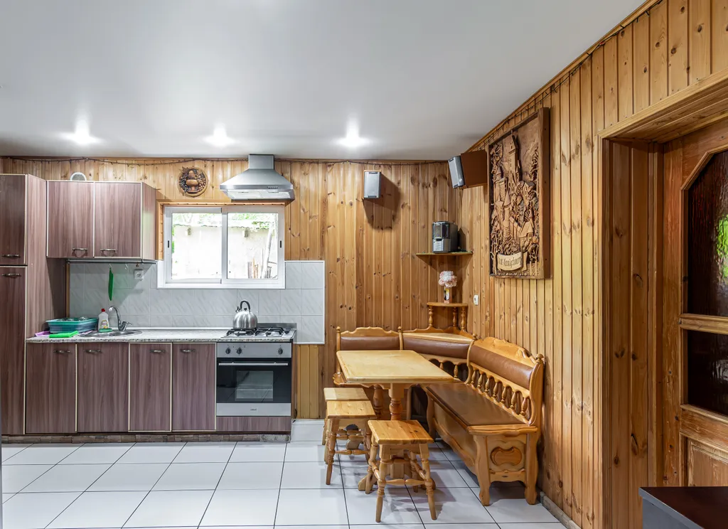 Дом с бассейном и русской баней