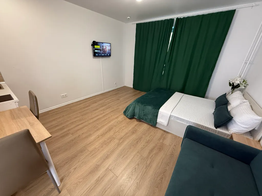 Тут хорошо на Космонавтов