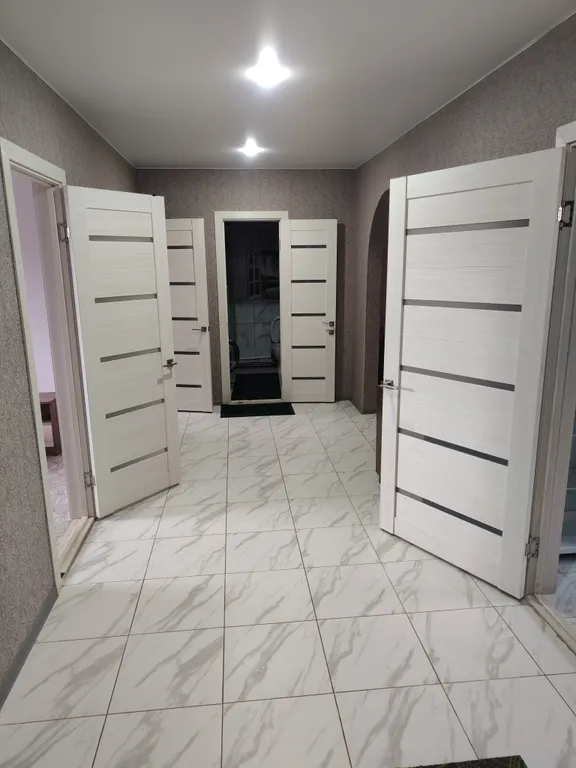 Дом коттедж в частном секторе, для семьи или небольшой компании