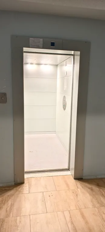 Квартира в новом доме с новой мебелью и техникой