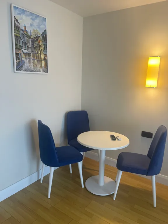 Апартаменты 2 х комнатные с видом на море на высоком этаже