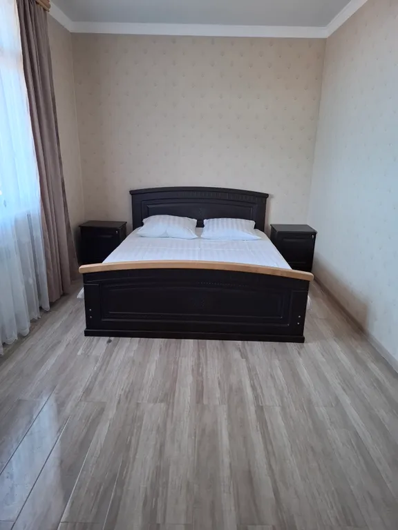 4-комнатная Квартира