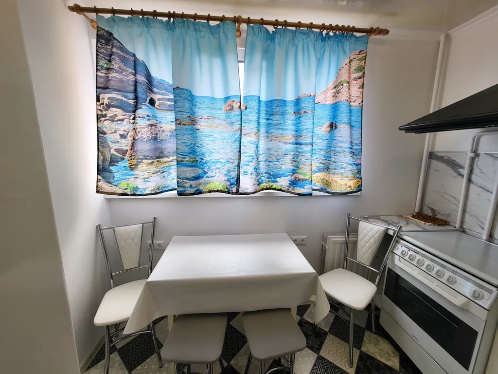 Апартамент у центрального пляжа и парка Дубки