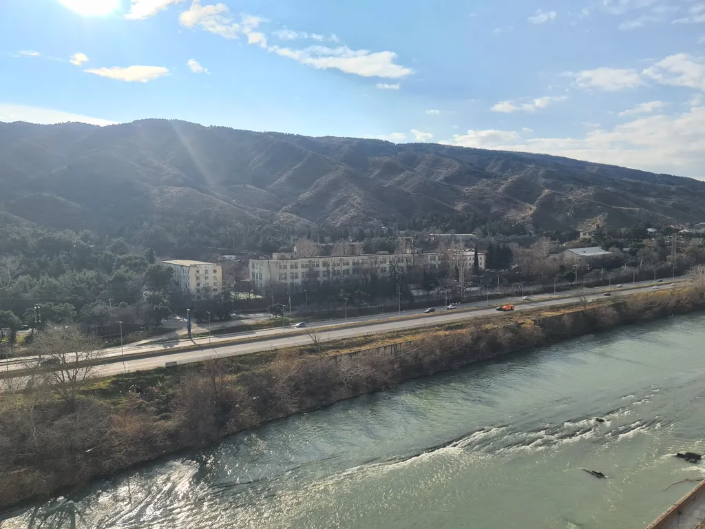 Квартира на набережной Куры