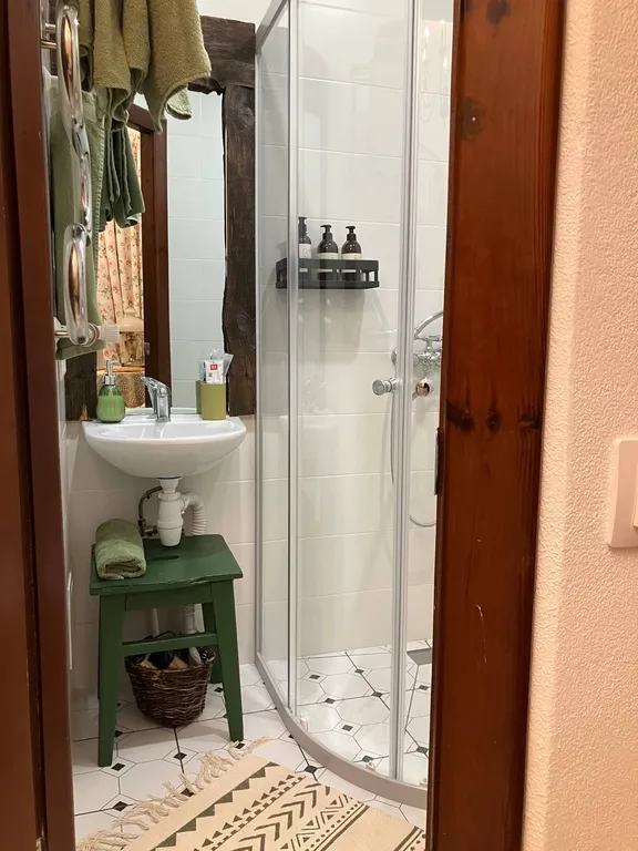 Квартира в самом центре в старинной усадьбе в стиле модерн с балконом