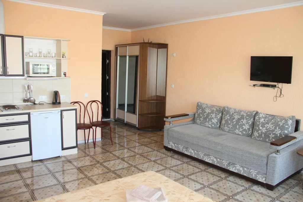 Четырехместный номер с видом на горы