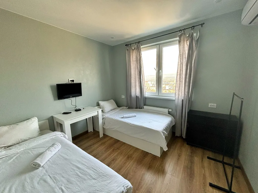 Квартира Двухместный номер с раздельными кроватями и шикарным видом на горы — аренда посуточно в Новороссийск