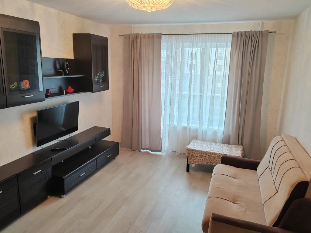 Квартира Уютная солнечная квартира в тихом районе для семейного отдыха — Великий Новгород