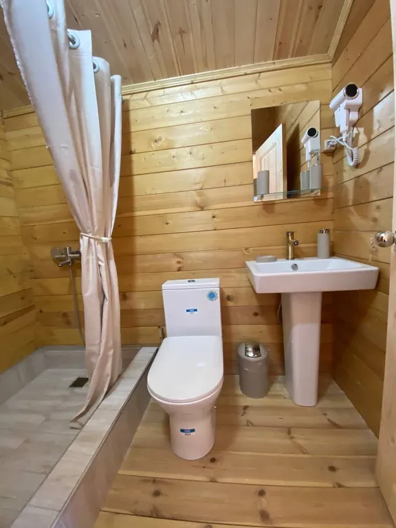 Коттедж 1-комнатный Дом — Гагра