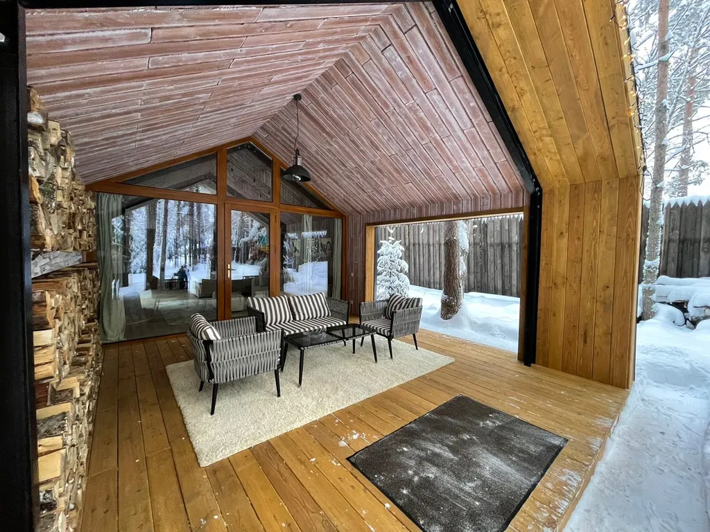 Тихий Барн в лесу