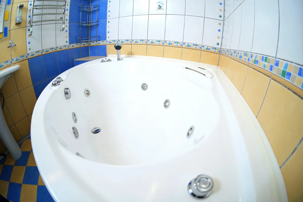 Панорамные апартаменты с видом на Иртыш