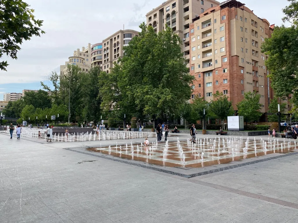 Уютная квартира с евроремонтом в центре города