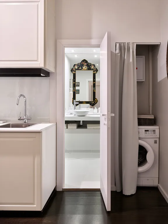 Квартира 4-комнатная Квартира — Санкт-Петербург