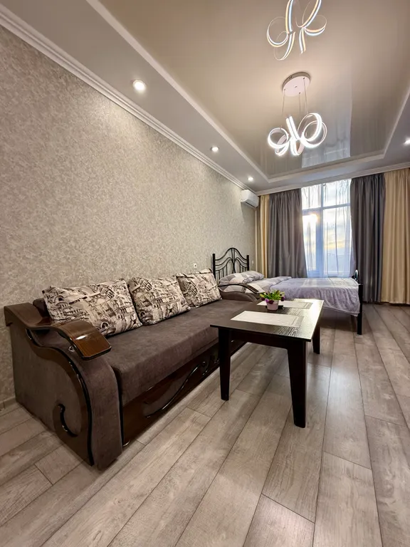 Уютная квартира рядом Ашан, с красивым видом на город