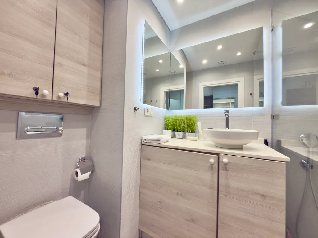 Студия с видом на море и горы